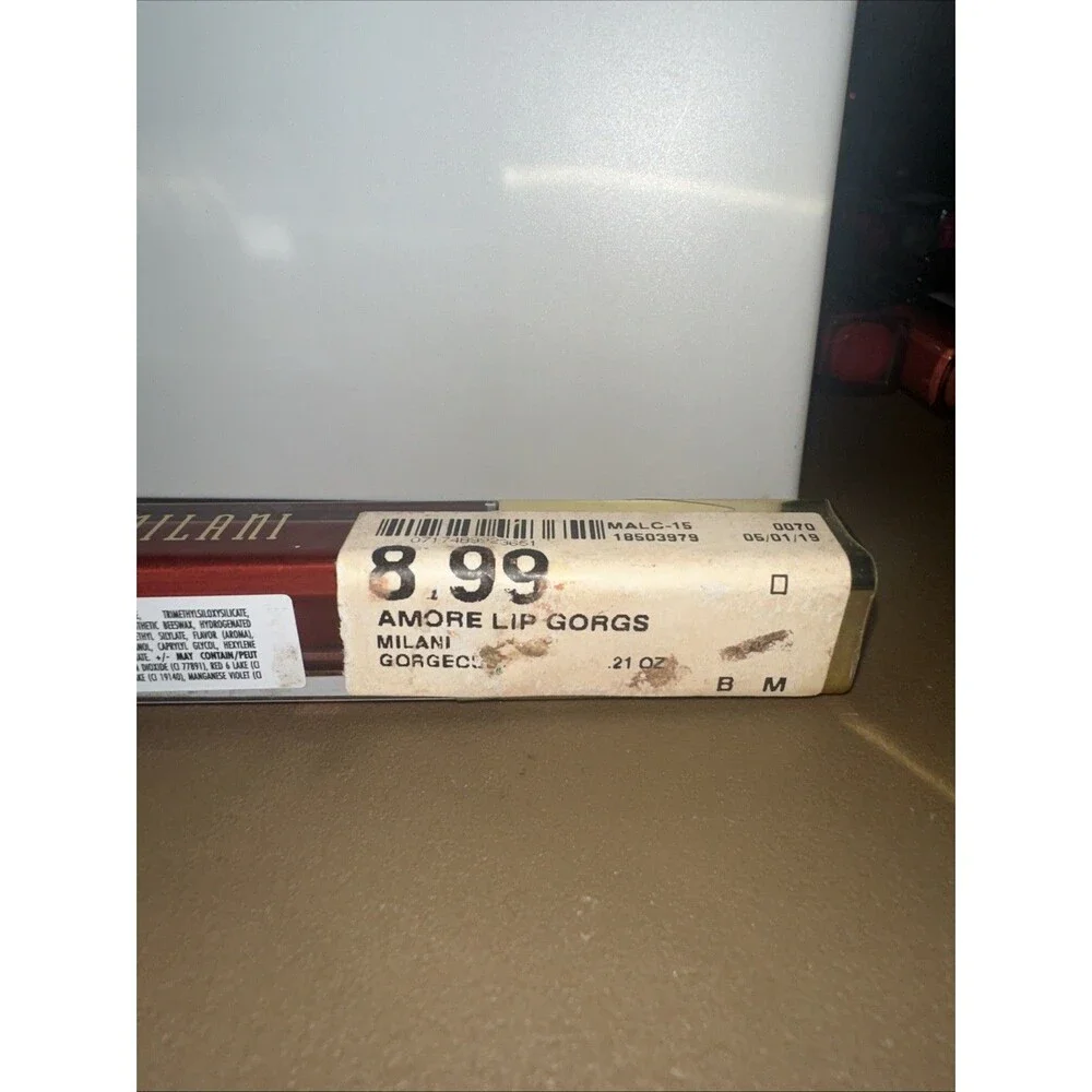 Milani Amore Matte Lip Creme malc-15 Gorgeous, deep berry velvet finish